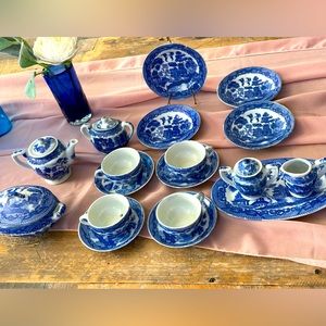 Blue Willow Porcelain Tea Set